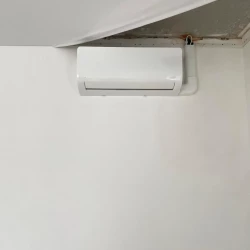 Установка кондиционера за подвесным потолком